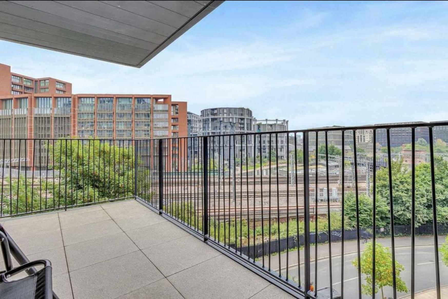 Modern King'S Cross Apartments ロンドン 部屋 写真