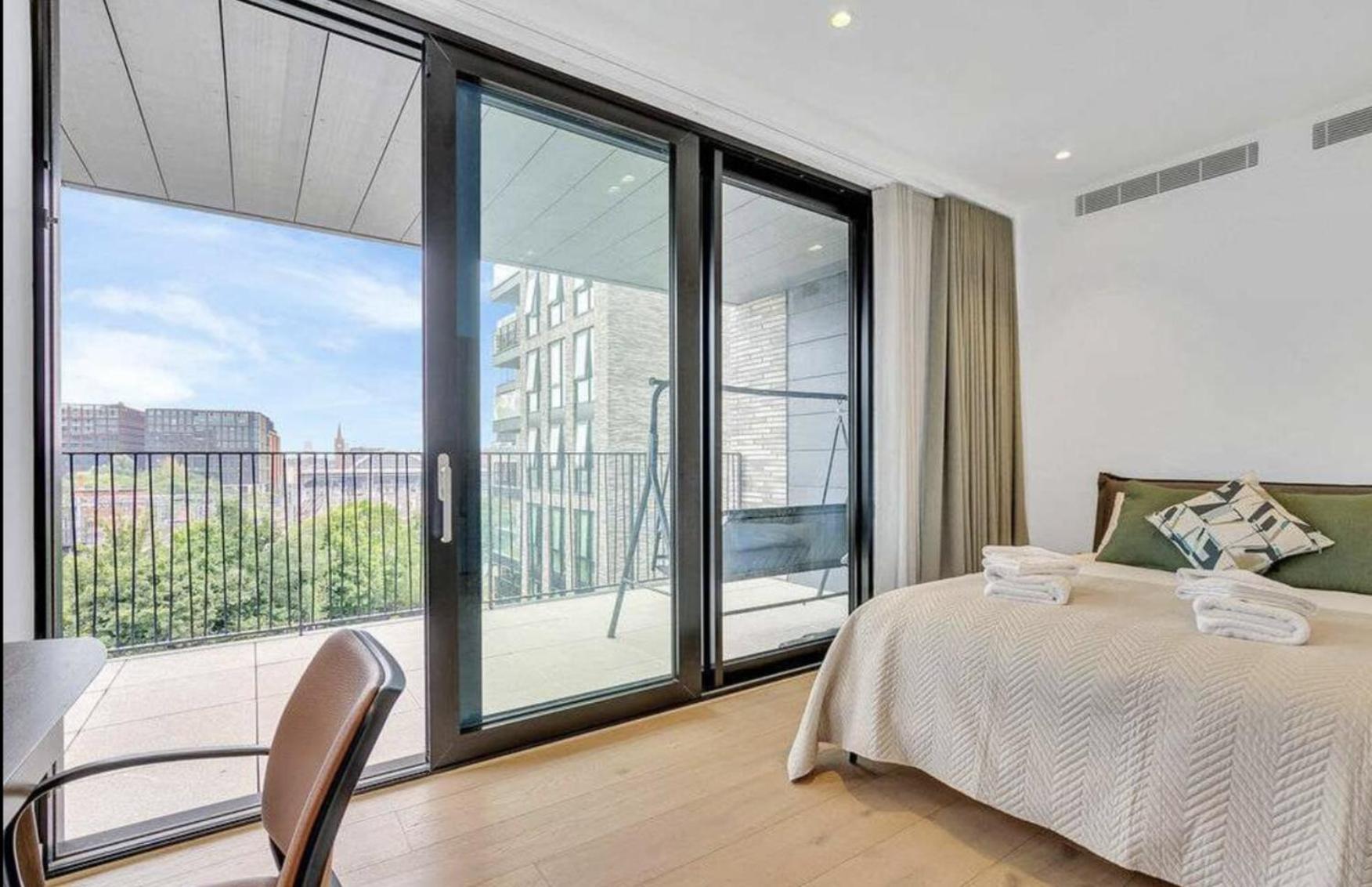 Modern King'S Cross Apartments ロンドン 部屋 写真