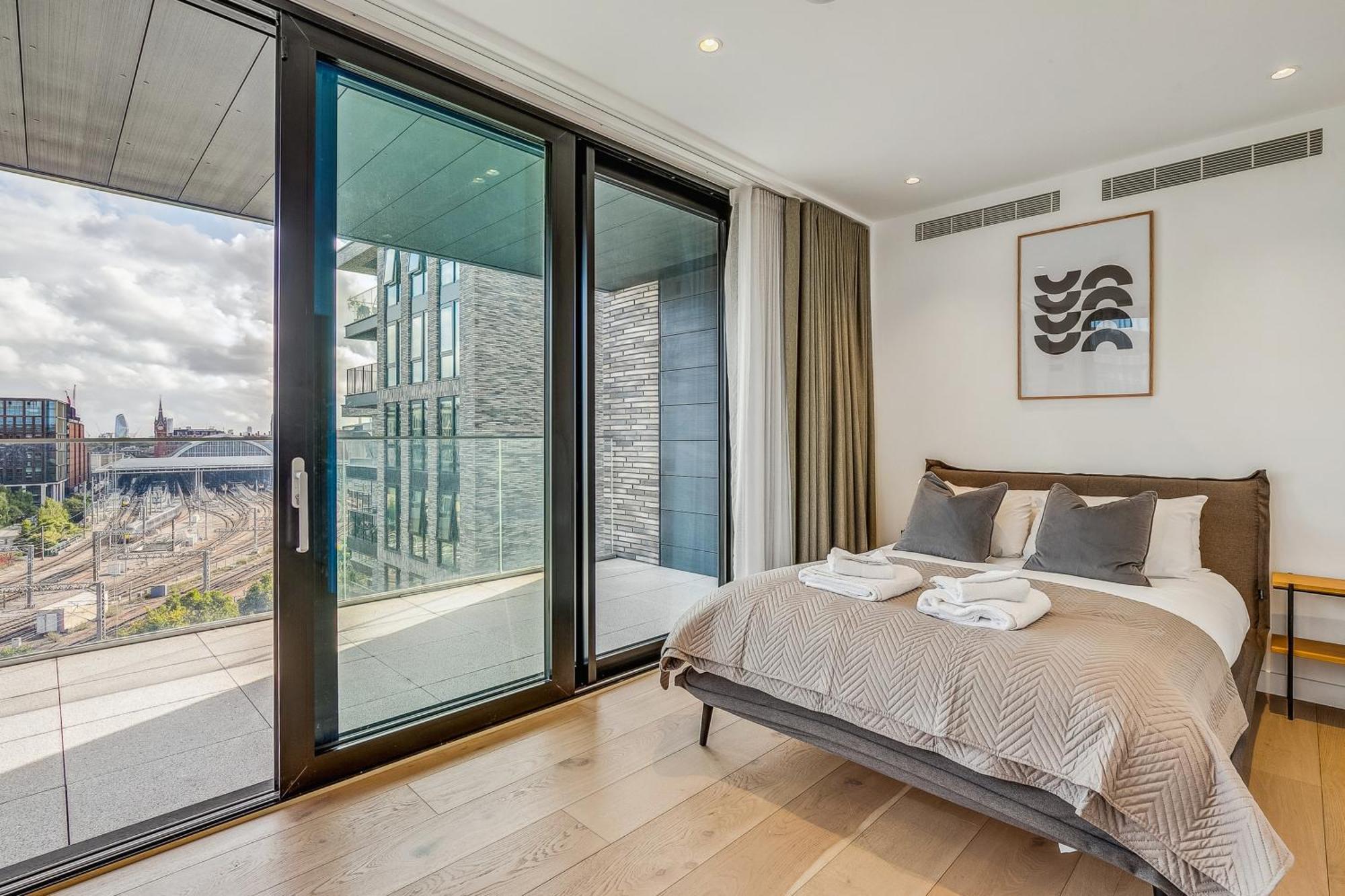 Modern King'S Cross Apartments ロンドン 部屋 写真